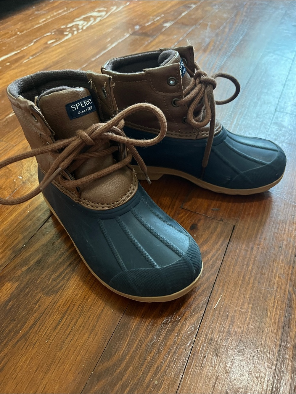 Sperry Kids Navy and Brown Waterproof Duck Boots Size 11